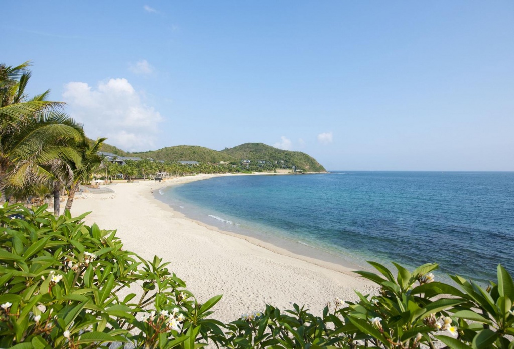 sanya-beach-19.jpg