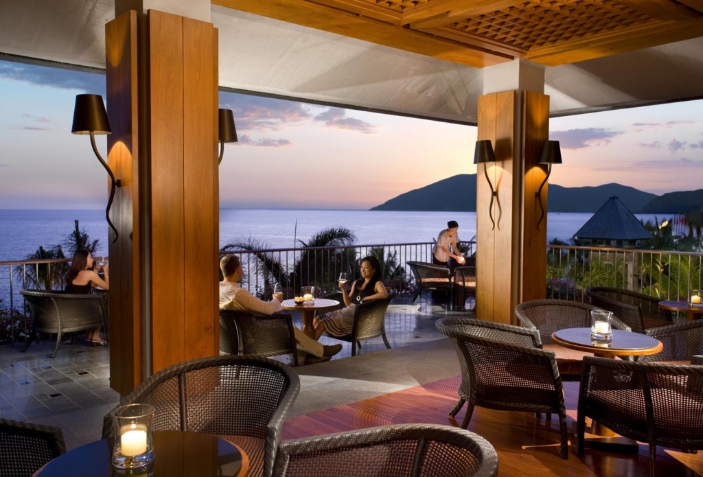 sanya-restaurant-sunset-bar-1.jpg