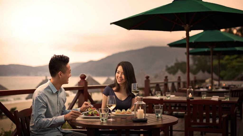 syxmc-dining-0137-hor-wide.jpg syxmc-dining-0137-hor-wide.jpg